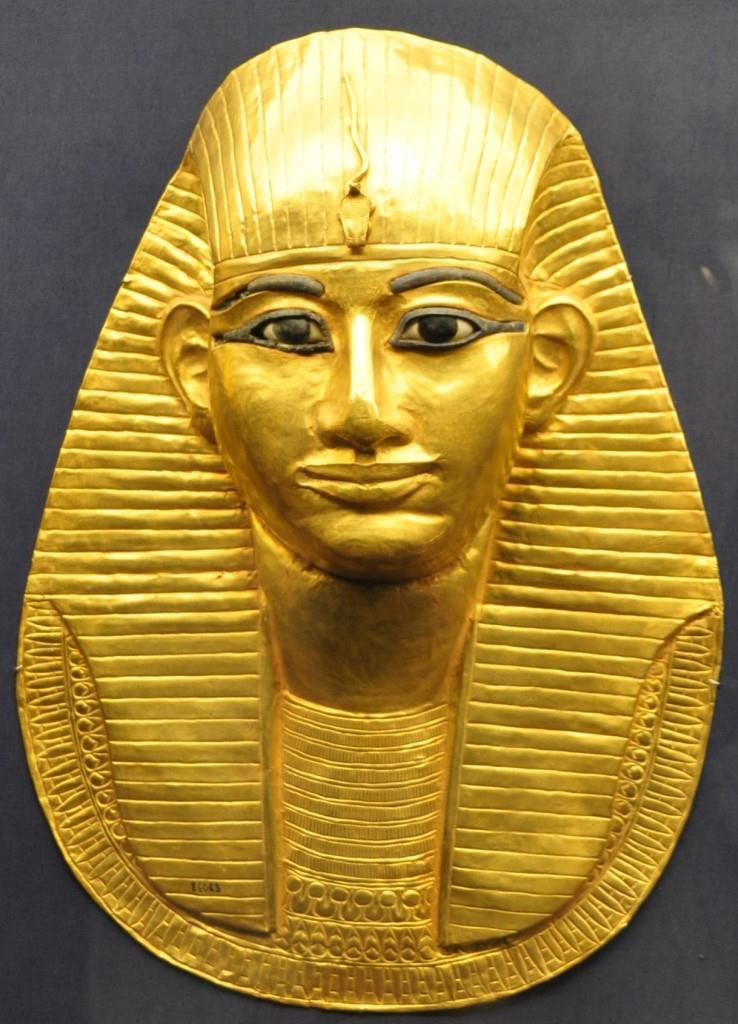 Grave Mask of king Amenemope 