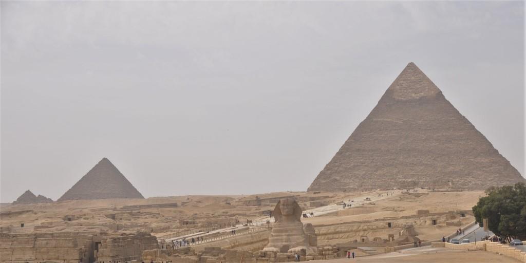 Giza pyramid complex 